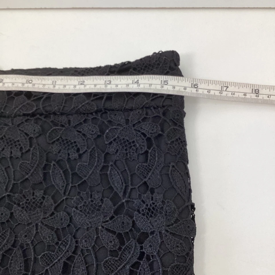Papaya Occasionwear Black Lace Overlay Pencil Skirt Scalloped Hem Size 10 - Image 4 of 4
