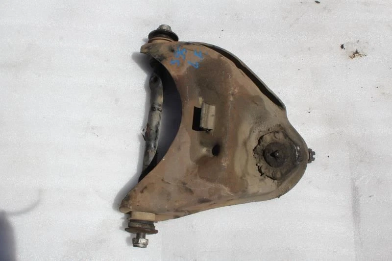 Chevrolet Pickup S10 1995 lado del conductor izquierdo brazo de control superior delantero 4x2 Foto 2 de 4