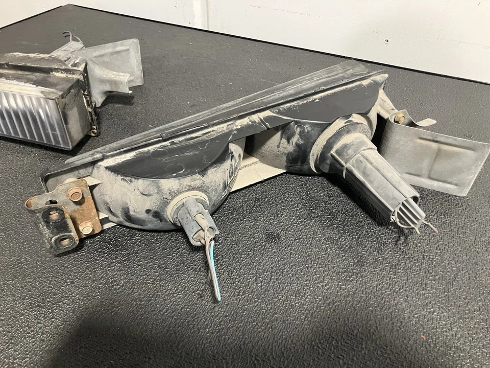 Luces intermitentes delanteras para Chevy Corvette C4 1985 Foto 2 de 4