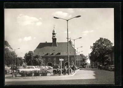Finsterwalde/Lower Lusatia, lot at the market, postcard 