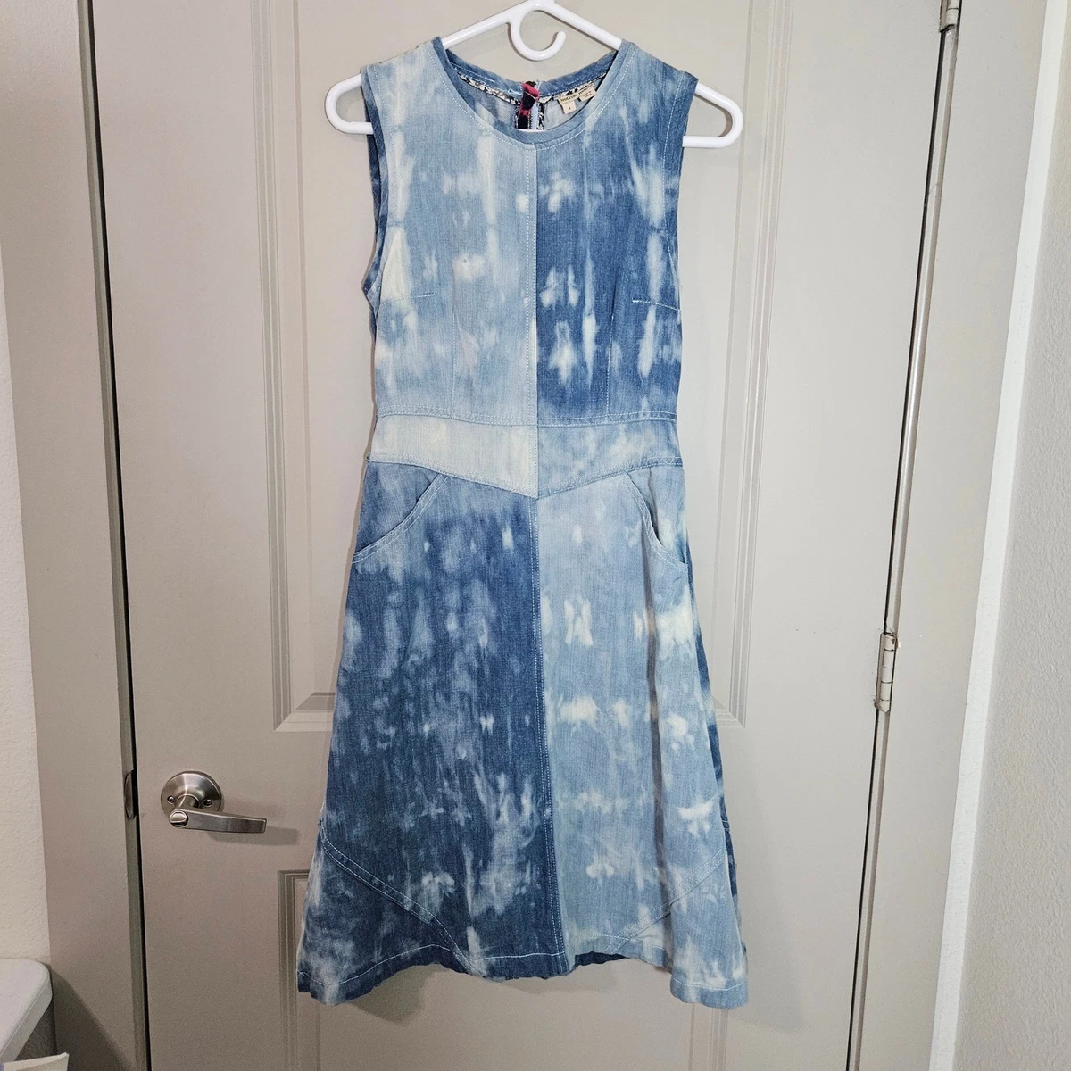 Holding Horses Women's Clothing for sale