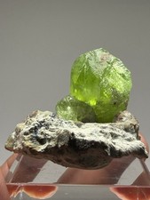 Peridot Specimen from Pakistan, 4cm, 40gm, US TOP Crystal