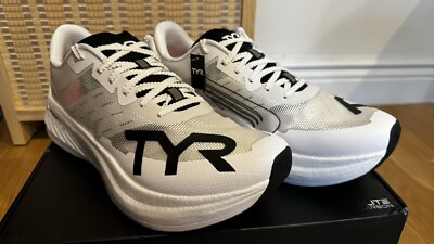 TYR Valkyrie Elite Carbon BRAND NEW Men Running Shoes Size 12 (US)