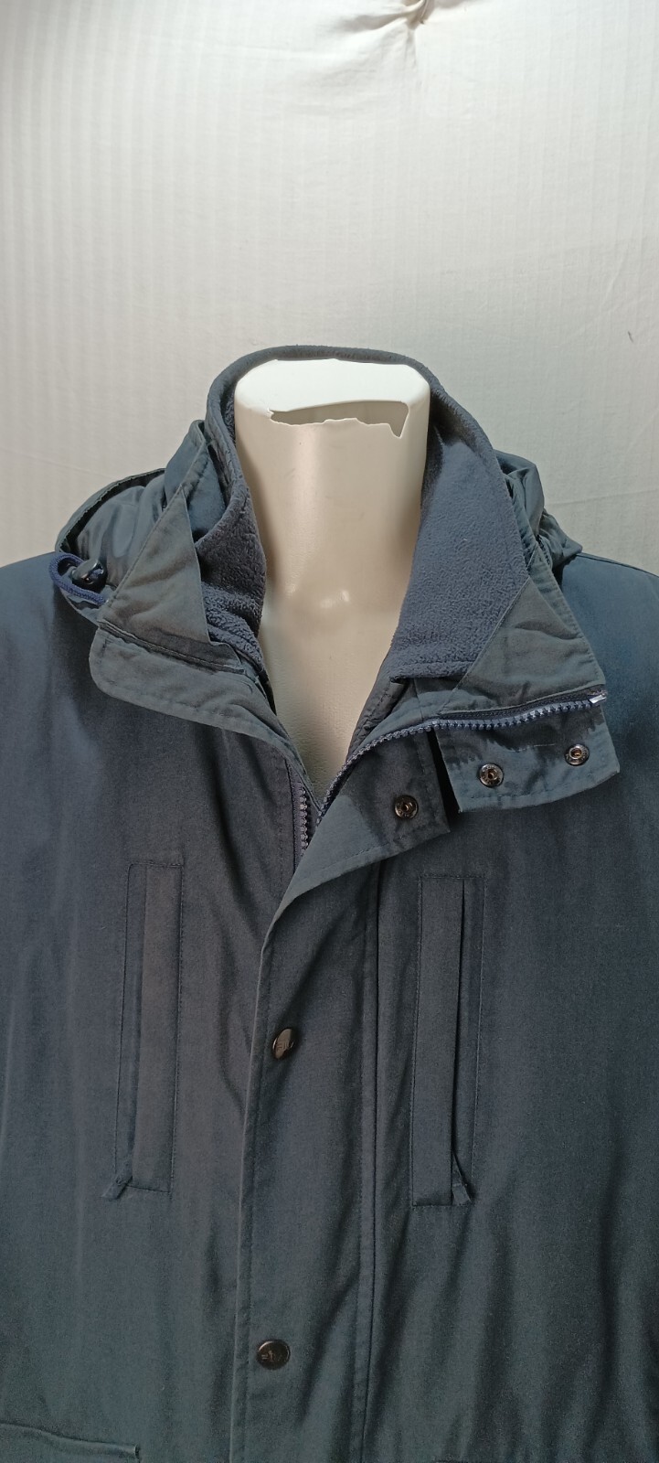 articolo b4144 giubbotto fila blu poliestere imbottito IT54 le misure sono asc