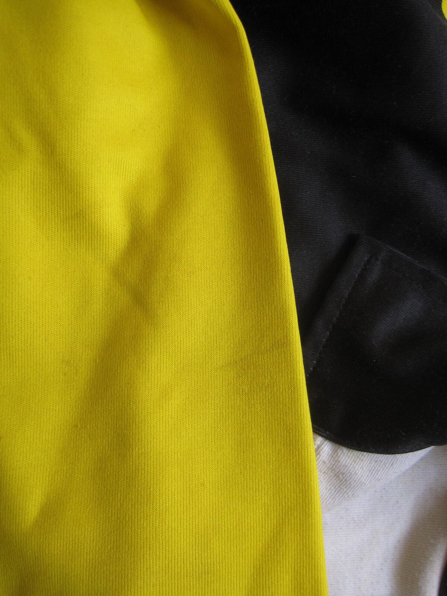 Maillot rugby porté n°8 ROC SPORT made in France vintage jaune noir XL