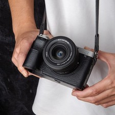 For Sony ILCE - 7CM2 Handmade Genuine Leather Half Case Bag Cover Metal Base