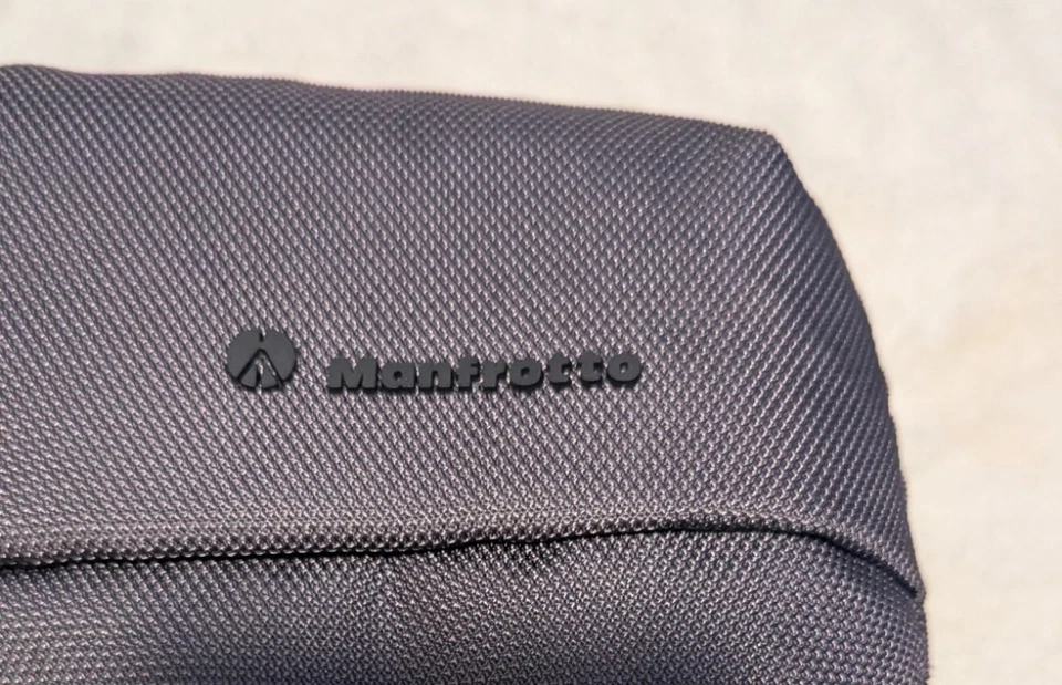 Manfrotto Manhattan Mover-50 Camera Backpack for DSLR/Mirrorless(MB MN-BP-MV-50) - Image 2 of 4