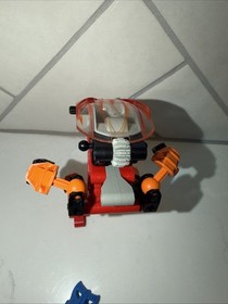 LEGO 8563 Bionicle Bohrok Tahnok  Red 2002 with Krana Mask - Incomplete