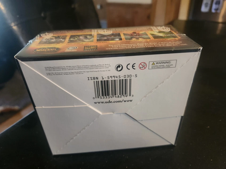Caixa de reforço lacrada World Of Warcraft Heroes Of Azeroth  - Imagem 2 de 2