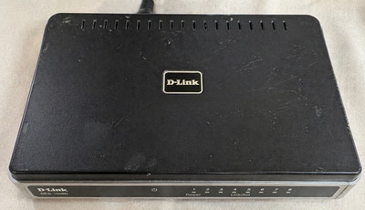 D-Link DGS-2208 8-Port Gigabit Ethernet Switch Tested Working w Power Adapter