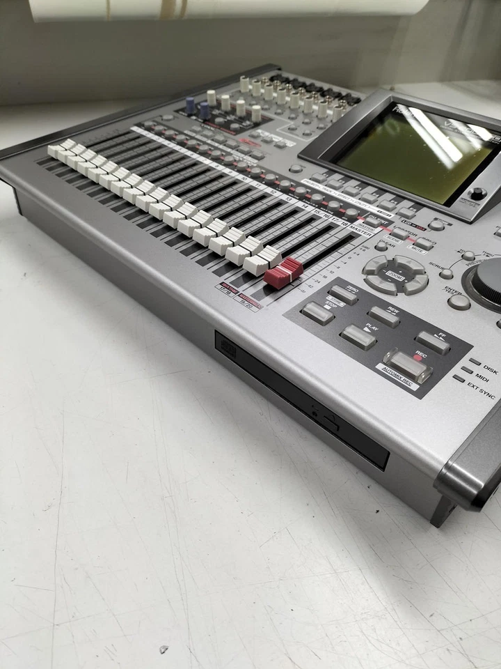 Roland VS8F-3 VS-2000CD kostenloser Versand aus Japan - Bild 4 von 4