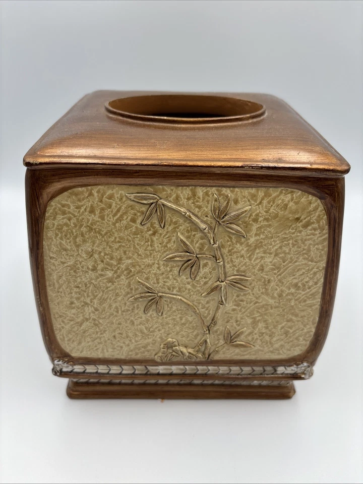 Cubierta de caja de pañuelos Kleenex, Karen Lawrence. Diseño bambú marrón, marfil Foto 4 de 4