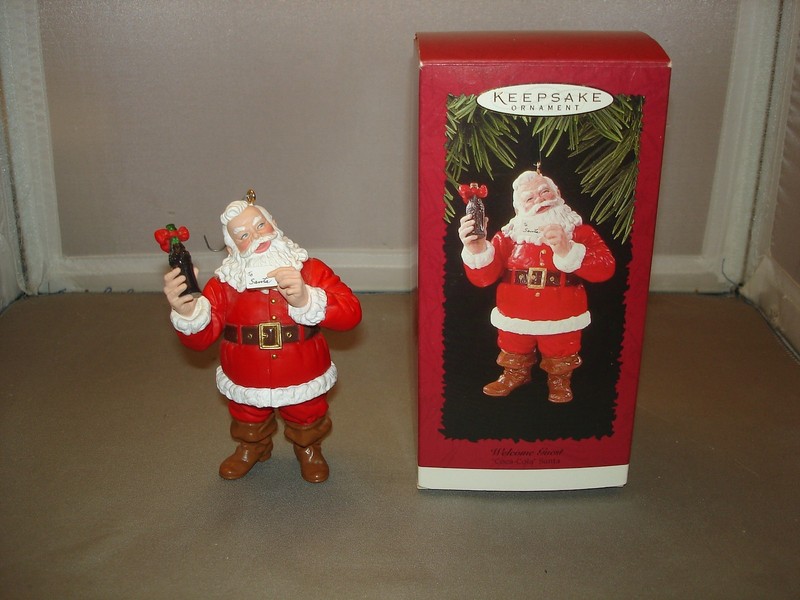 Hallmark Keepsake Santa Ornament " Welcome Guest " ( 1996 ) With Box, Lot #8