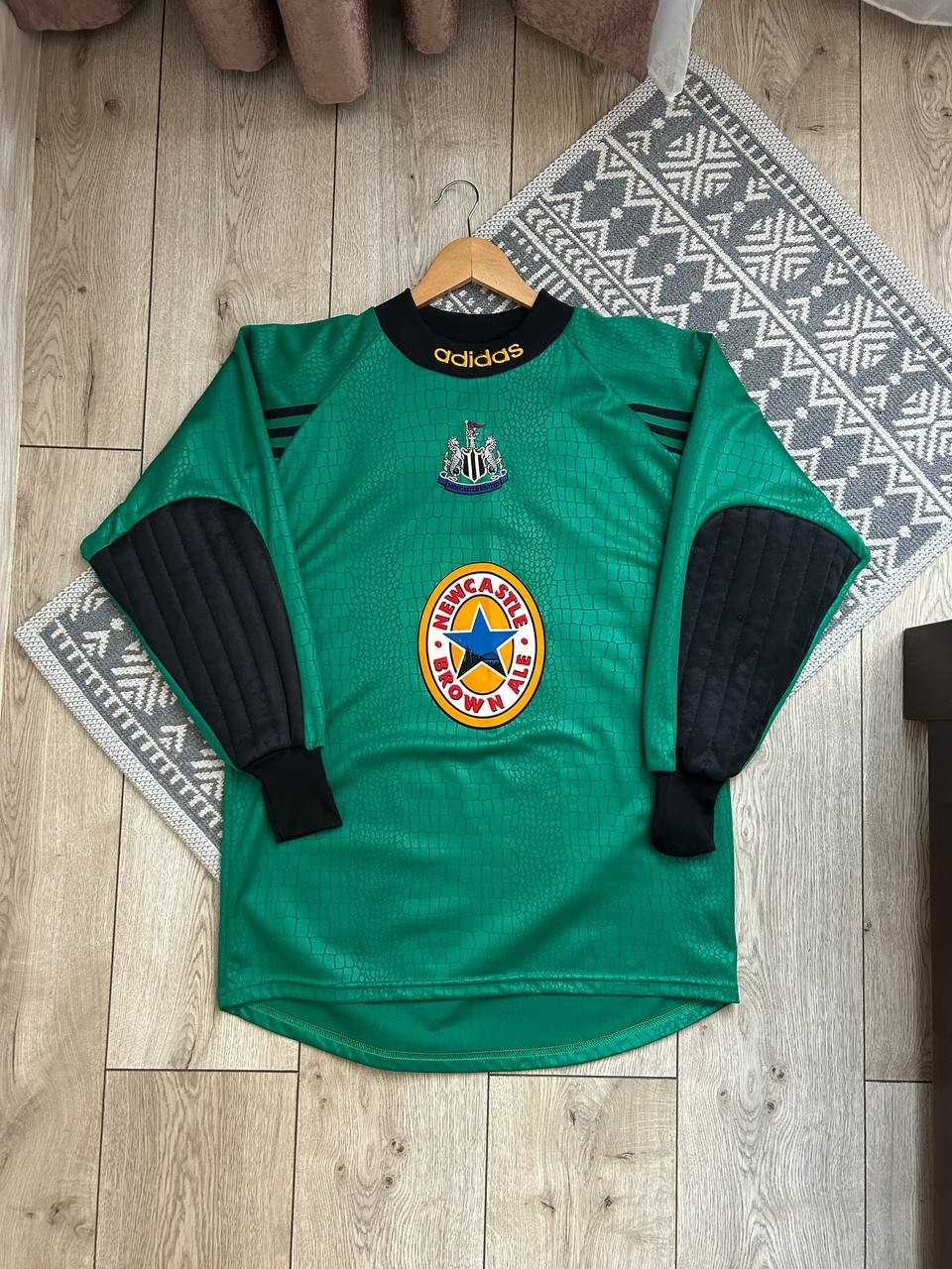 Newcastle United Adidas Vintage rare 1997/98 jersey size S