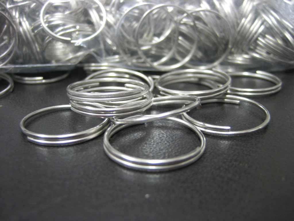 Bulk split shop key rings