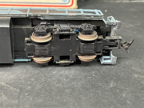 Life-Like Ho Locomotives GP38-2 SCL/L&N 6034 Diesel Loco Family Lines System - Picture 14 of 16