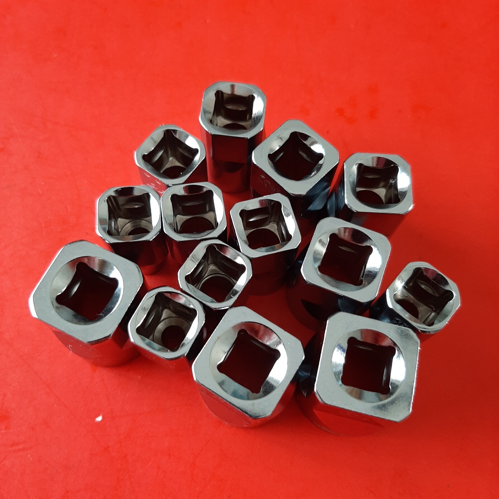 NEW Milwaukee Tools 3/8" Drive 14 Piece Shallow Metric 6 to 19mm Socket Set