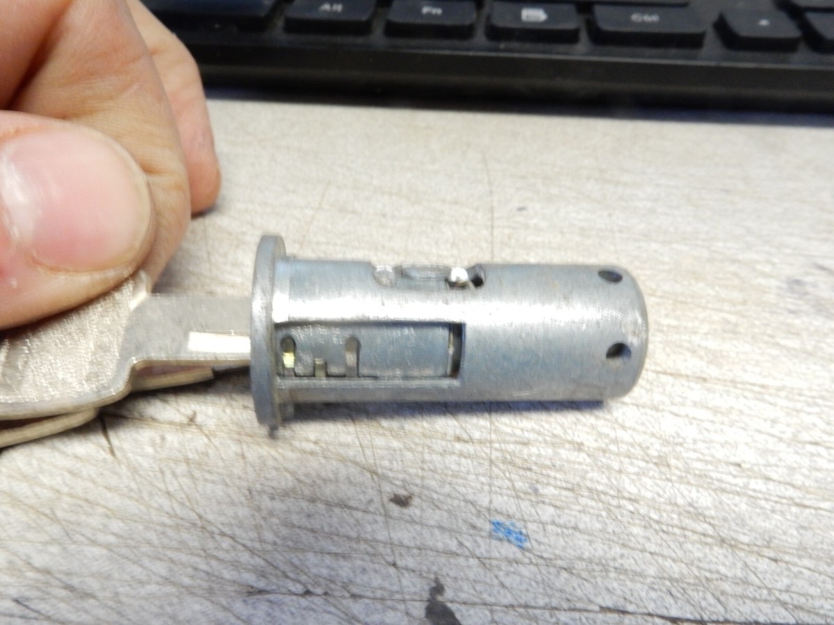 サッキー☆ Big Cry 2way Bag / Red｜MIKIOSAKABE&JennyFax公式ストア