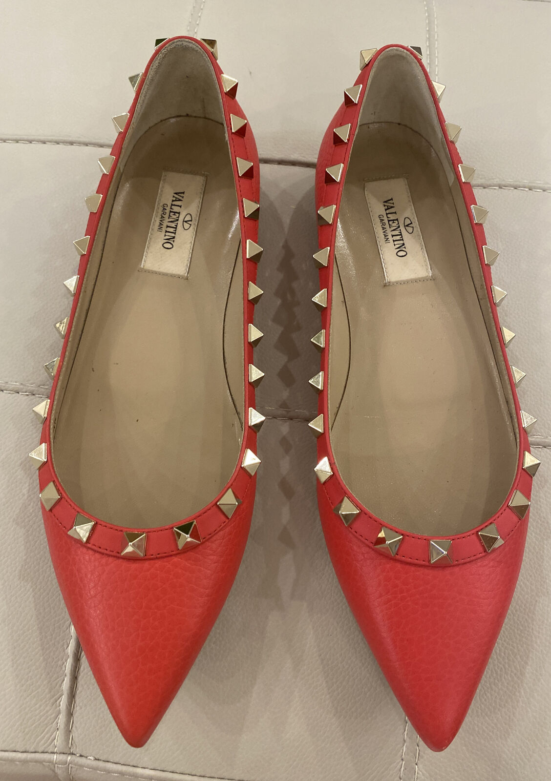 Valentino Garavani  Red Shoes Rockstud Leather Fl… - image 3