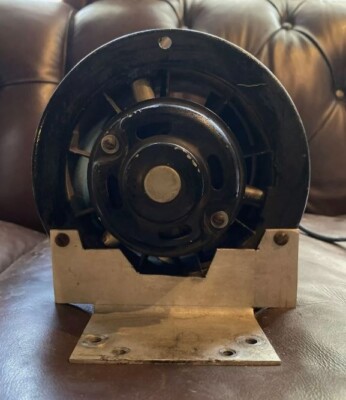 Dynamic Air Engineering M4861U-8A Axial Flow Fan 115V M2416R with mount