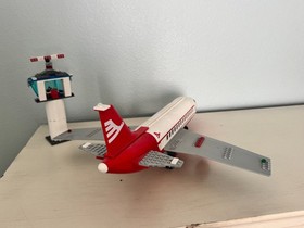 LEGO CITY: Airport (3182) partial set, used, manual, mini fig plane tower
