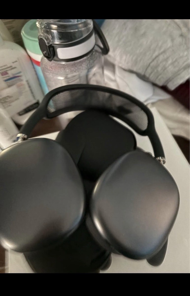 Apple Airpods Max Lightning A2096 Over the Ear Headphones Black w