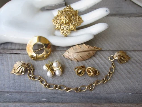 Vintage TRIFARI Gold Tone Clip Earrings Leaf Pin Brooch Filigree Pendant LOT