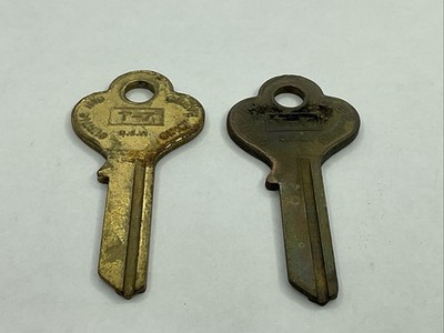 Curtis Industries NOS Key Blank Lot Of 2 Uncut T7 Brass Tone Keys C-CK96