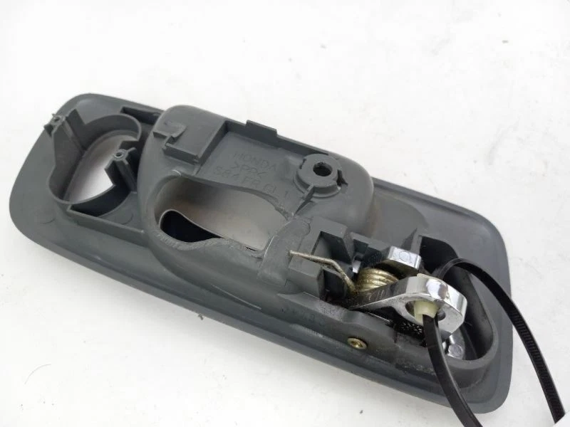 Manija de puerta interior del lado del conductor Honda Odyssey 1999-2004 Foto 4 de 4