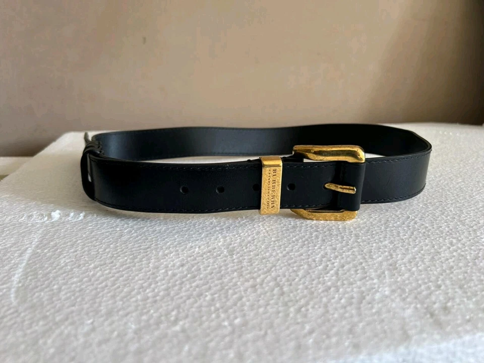 S14# Burberry Cinturón Cuero Negro Hecho en Italia Talla 36 Tiene Signo de Desgaste Foto 2 de 4