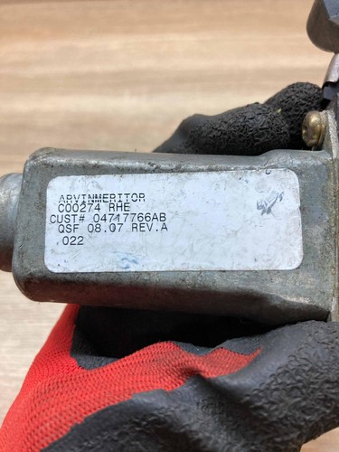 c51056 c ay262100 1433 front door window regulator motor chrysler voyager - Picture 6 of 7