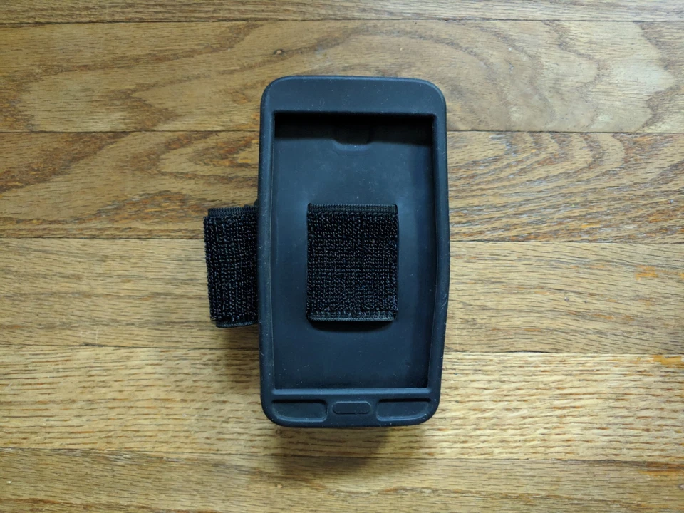 Samsung Galaxy S5 Sport Armband Case (USED) Media Bridge Brand - Silicone Case - Image 2 of 4