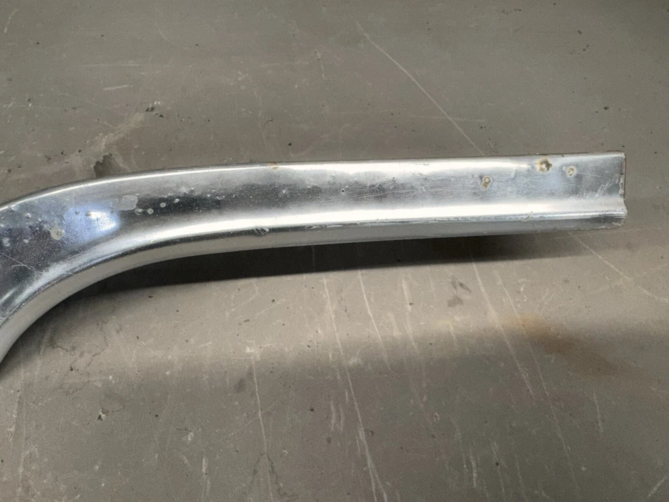 Chevy Impala 1964 capó borde labio moldura borde BelAir Biscayne Brookwood Parkwood Foto 2 de 4