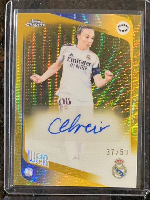 2025-26 Topps Chrome UEFA Women UCL Caroline Weir Gold Wave Refractor Auto 37/50