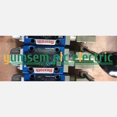 Rexroth Manual reversing valve 4WMM6E53/F R900405611 4WMM6E5X/F FedEx or DHL