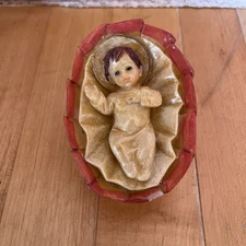 GREENBRIER BABY JESUS MANGER HAND PAINTED REPLACEMENT NATIVITY CHRISTMAS 3" READ