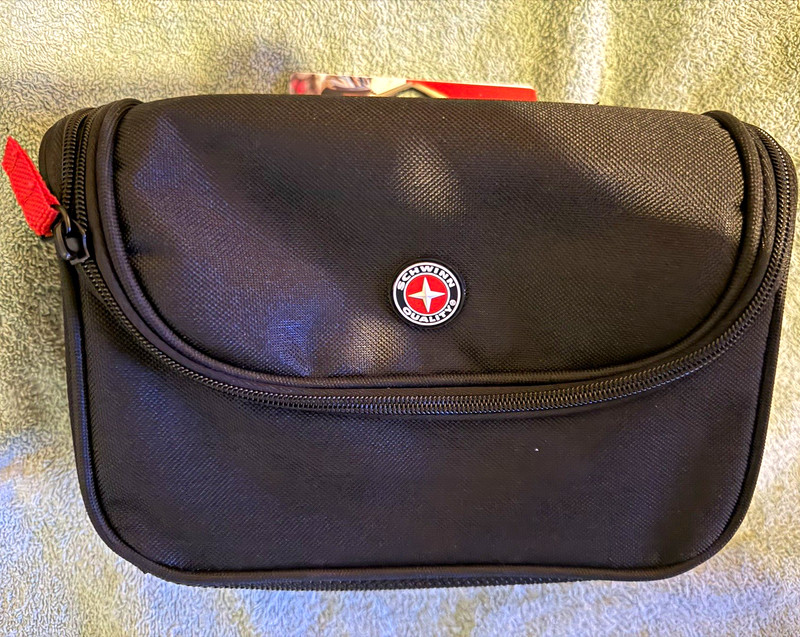 Schwinn Black Bike Bicycle Handlebar Bag, MPN SWT6254-3         NEW/ORIGINAL TAG