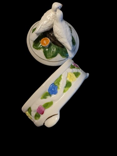Covered Ceramic Trinket Dish From Capistrano: Doves & Flowers(Small Chip) - Picture 5 of 7
