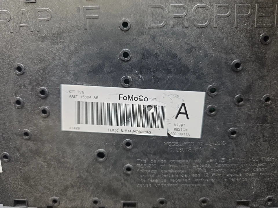 09-12 Ford Flex Multifunción Caja de Fusibles Conexión AA8T15604AE Módulo B4-597 Foto 2 de 4