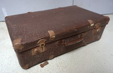 Vintage Alter Koffer Reisekoffer braun WK2 30/40er  defekt (F025-2190       )