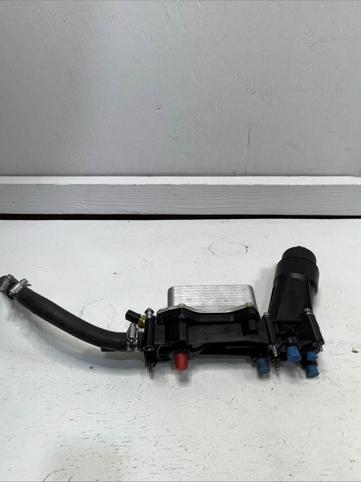 Carcaça do filtro de óleo do motor 2014-2021 Ram Promaster 1500 2500 3500 3.6L V6 fabricante de equipamento original - Imagem 4 de 4