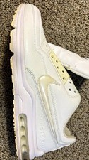 Nike Air Max LTD 3 White Men  s Low Top Lace Up Athletic Sneakers