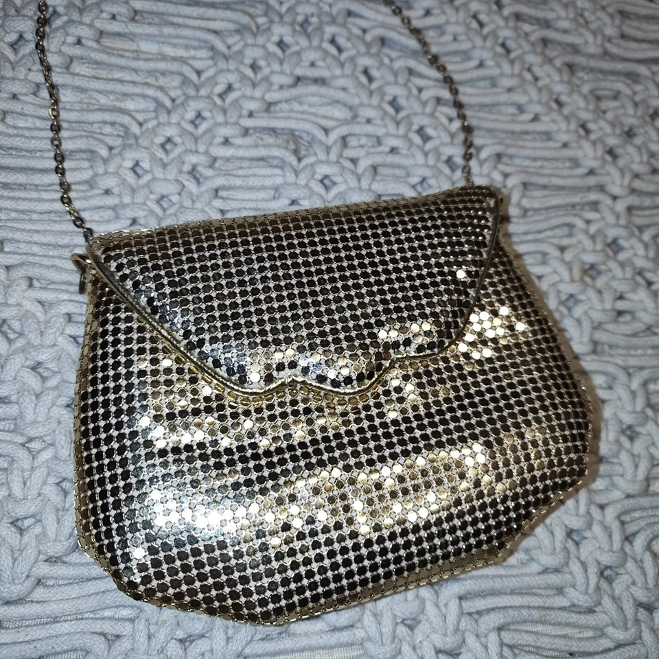 Whiting & Davis Gold Mesh Evening Clutch Bag Vintage - Image 4 of 4