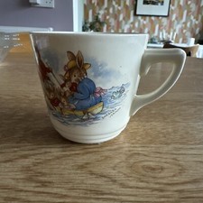 Rara tazza da tè Royal Doulton Bunnykins canottaggio e pesca casinò di Barbara Vernon