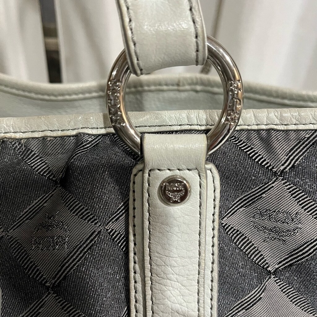 MCM TOTE - image 5