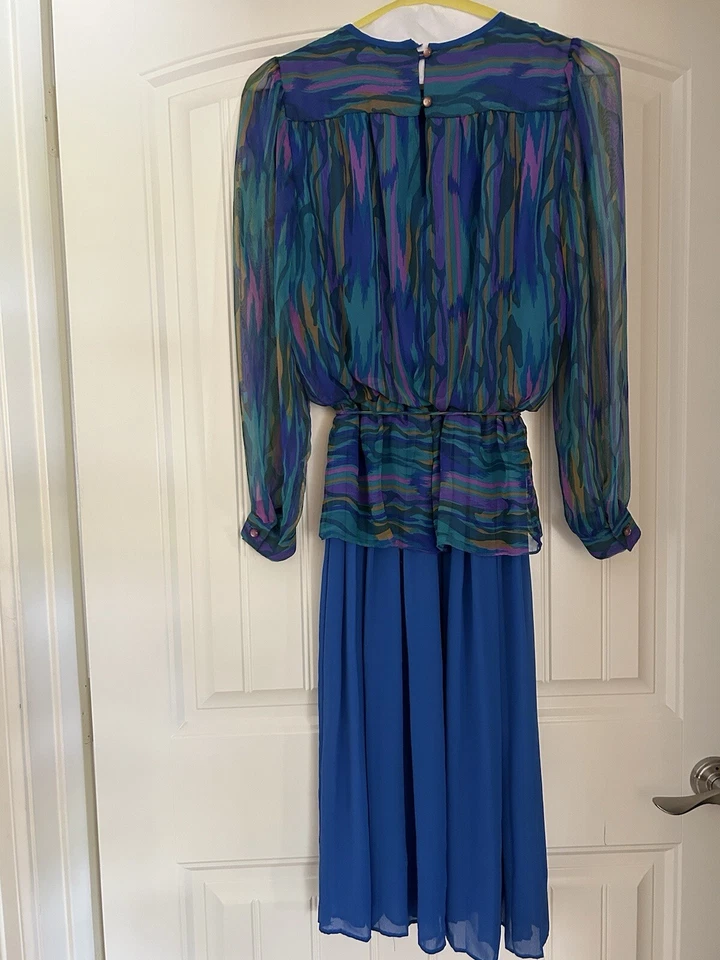 Antigo Vestido Feminino Plissado de Chiffon Tamanho 10 Lisa Michaels Colorido - Imagem 2 de 4