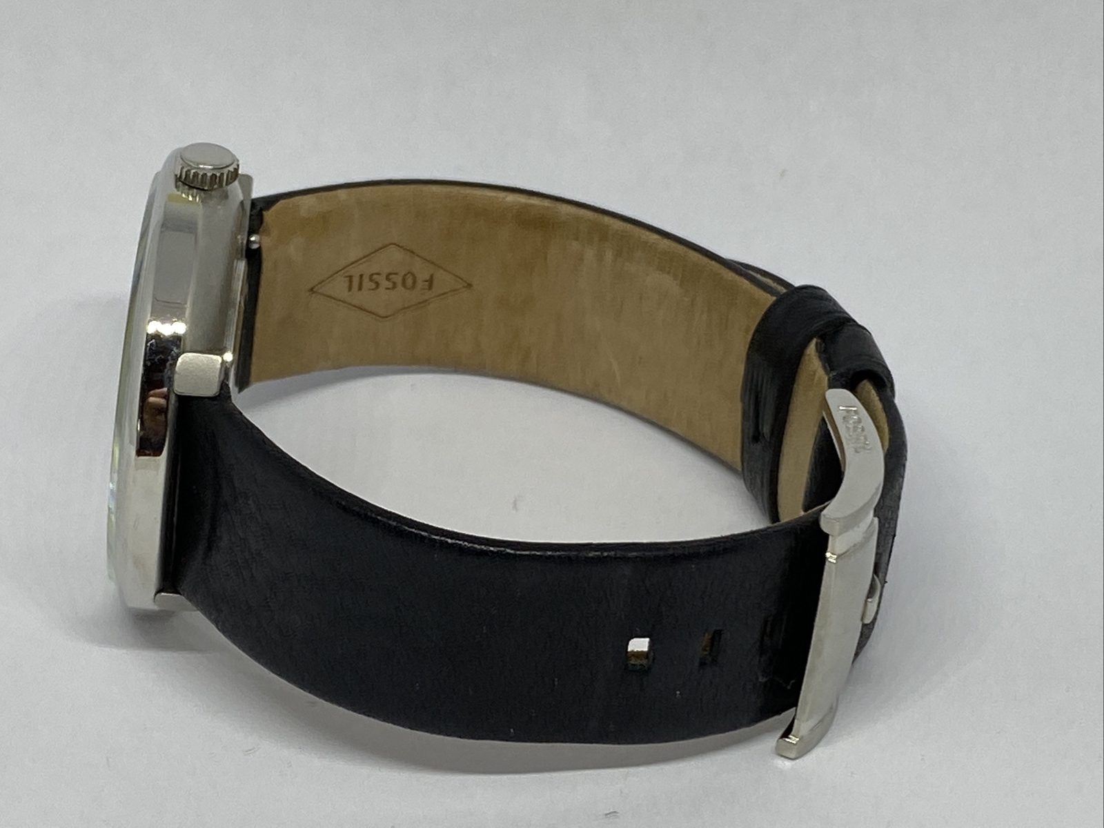 Fossil BQ2437 Unisex Black Leather Analog Silver Dial Quartz 