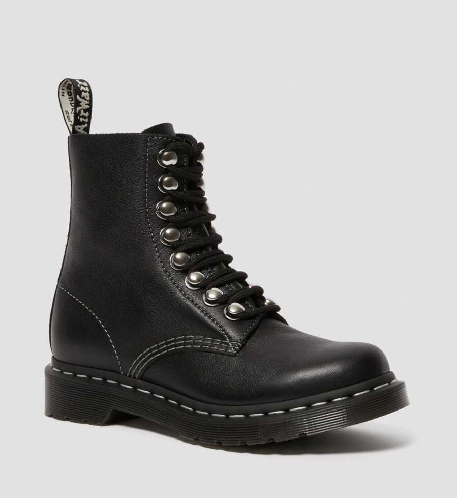 dr martens 1460 pascal hardware