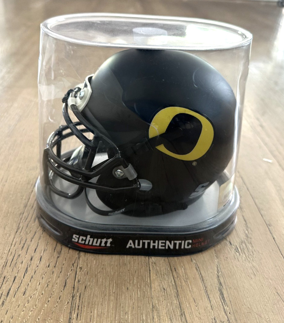 Schutt UNIVERSITY OF OREGON DUCKS Matte Black Mini Football Helmet Authentic NEW