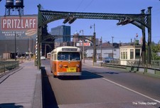 M&ST Milwaukee Trackless Trolley #332 1965 35mm Original Kodachrome Slide